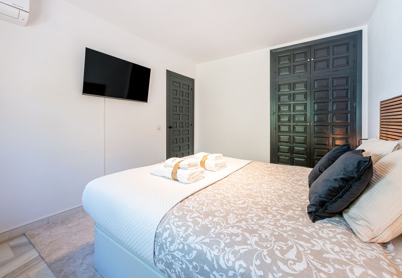 Chalet à Benalmádena - Chalet with pool jacuzzi and beautiful views