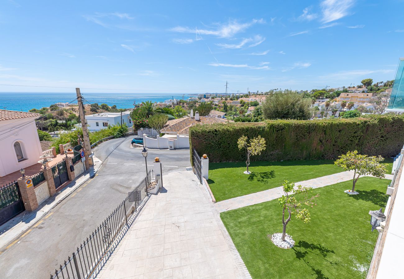 Chalet à Benalmádena - Chalet with pool jacuzzi and beautiful views