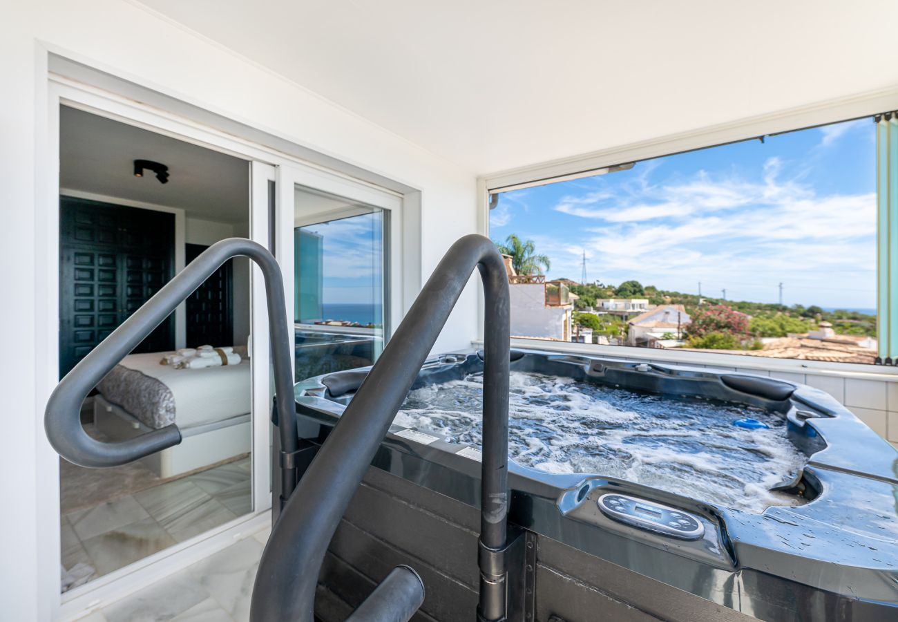 Chalet à Benalmádena - Chalet with pool jacuzzi and beautiful views