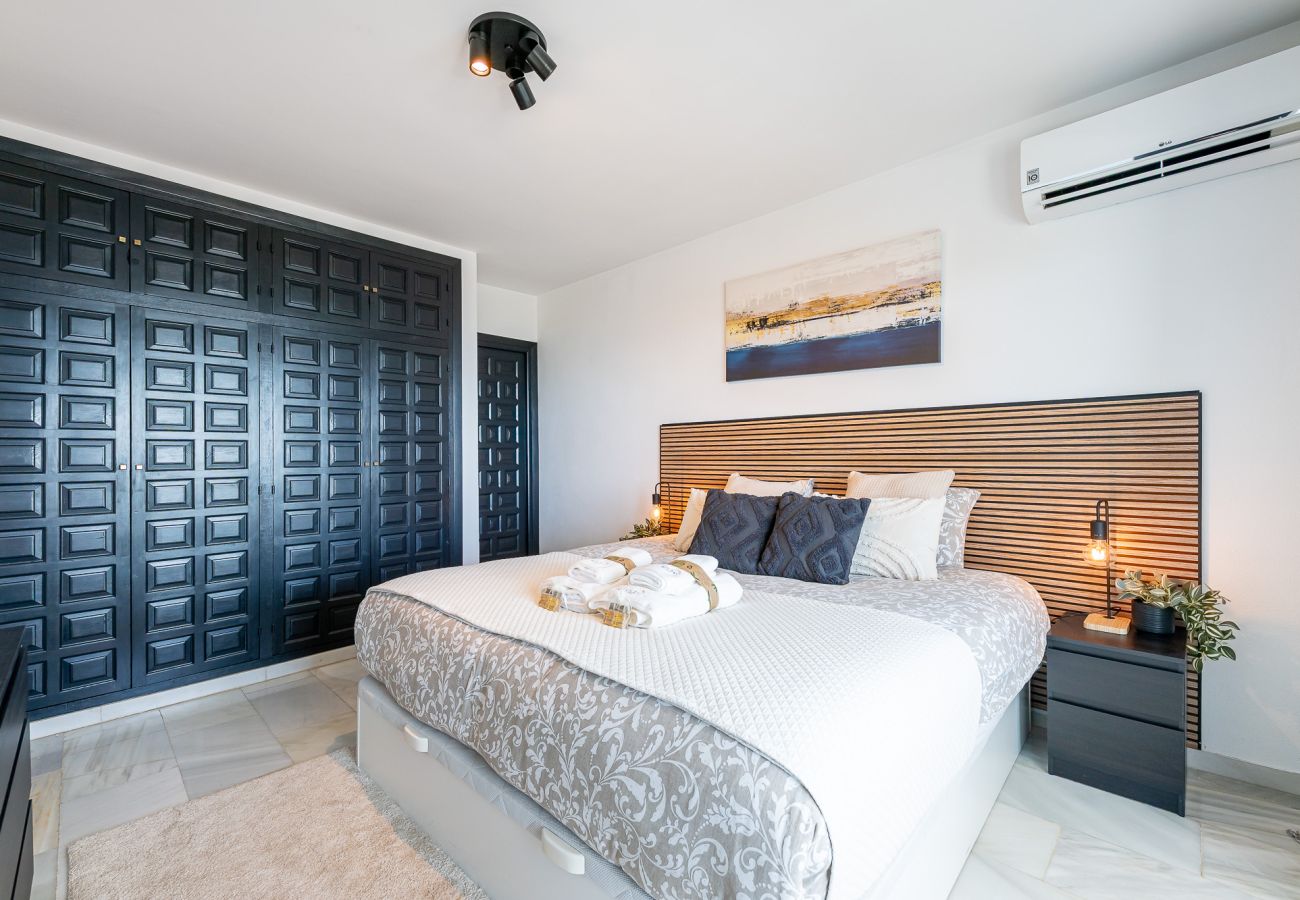 Chalet à Benalmádena - Chalet with pool jacuzzi and beautiful views