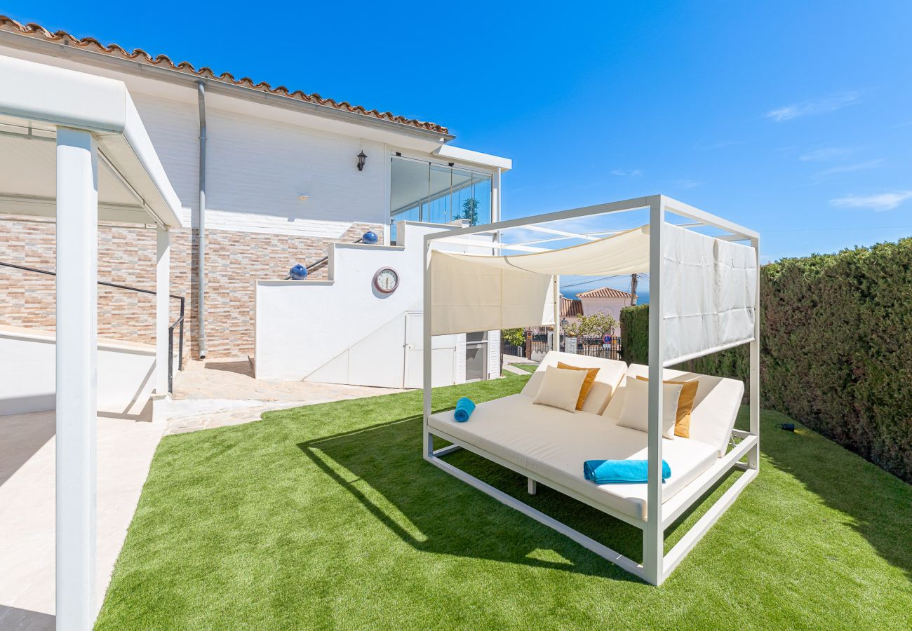 Chalet à Benalmádena - Chalet with pool jacuzzi and beautiful views