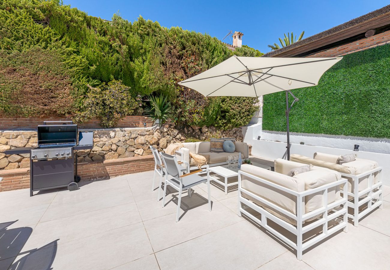 Chalet à Benalmádena - Chalet with pool jacuzzi and beautiful views