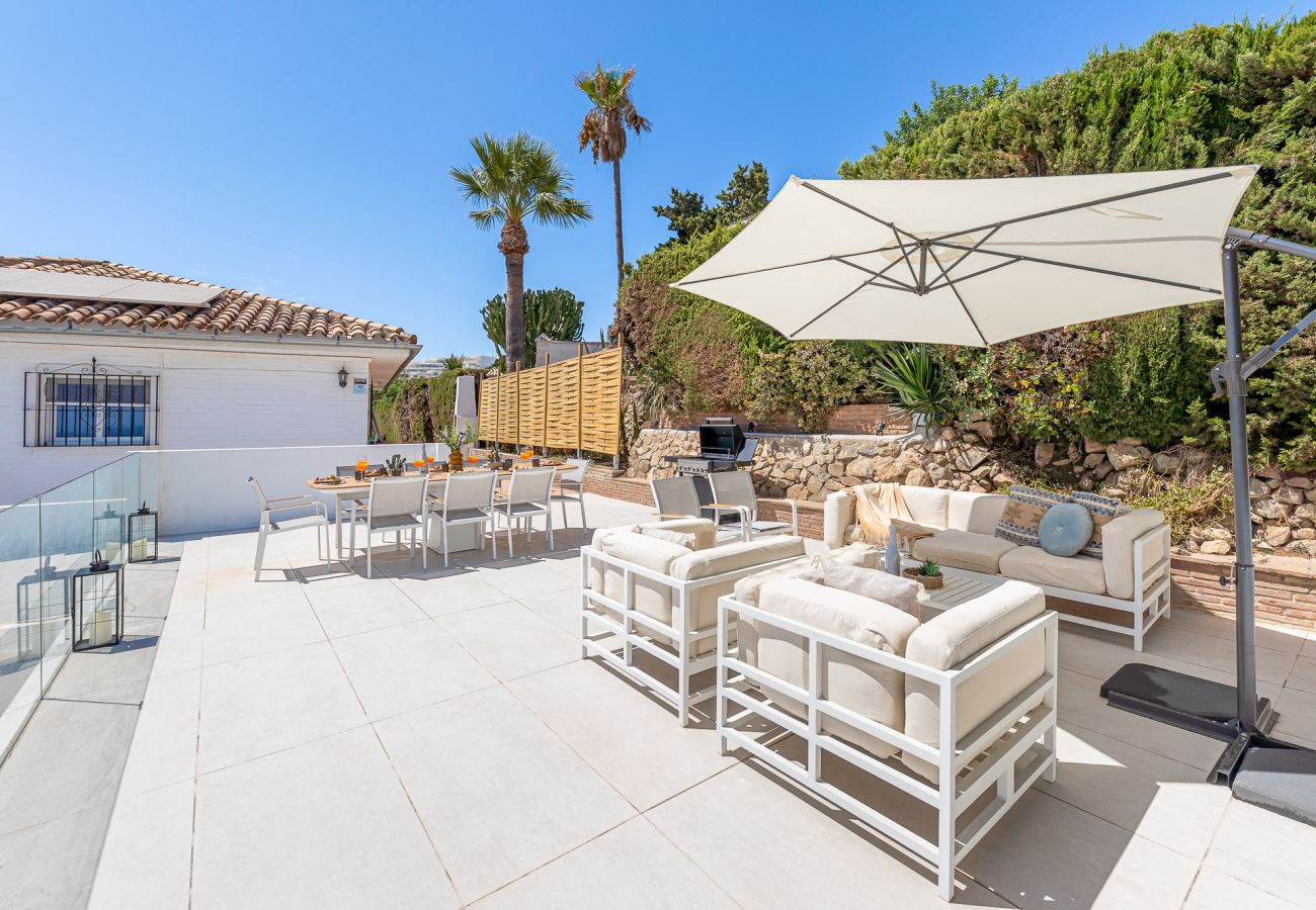 Chalet à Benalmádena - Chalet with pool jacuzzi and beautiful views