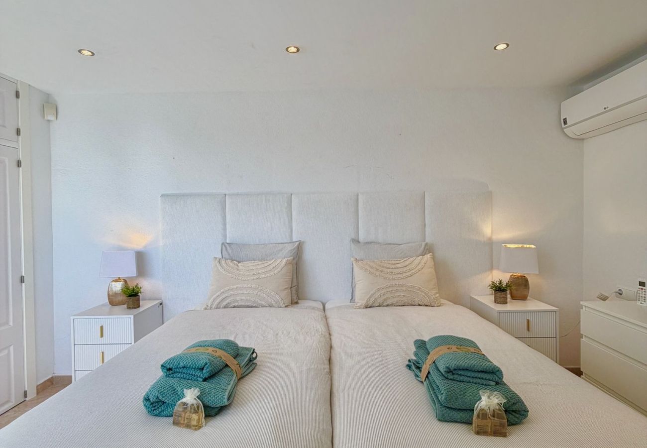 Chalet à Benalmádena - Chalet with pool jacuzzi and beautiful views