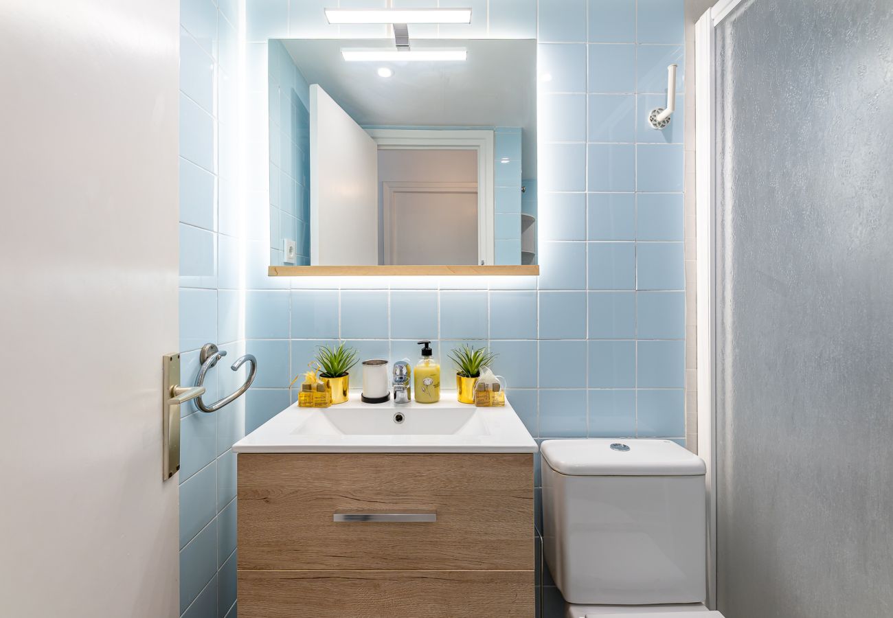 Appartement à Benalmádena - Apartment 2 minutes from the beach with a large terrace