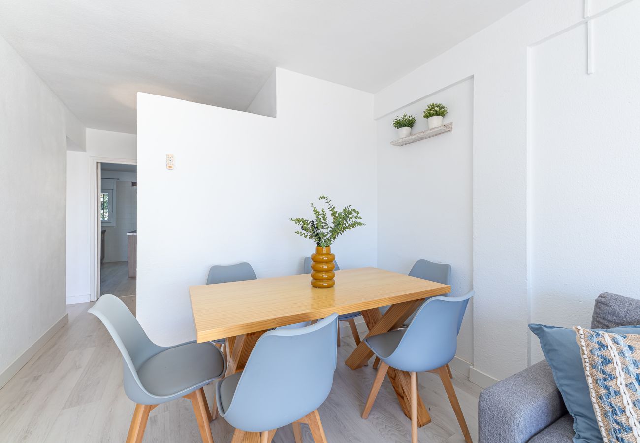 Appartement à Benalmádena - Apartment 2 minutes from the beach with a large terrace