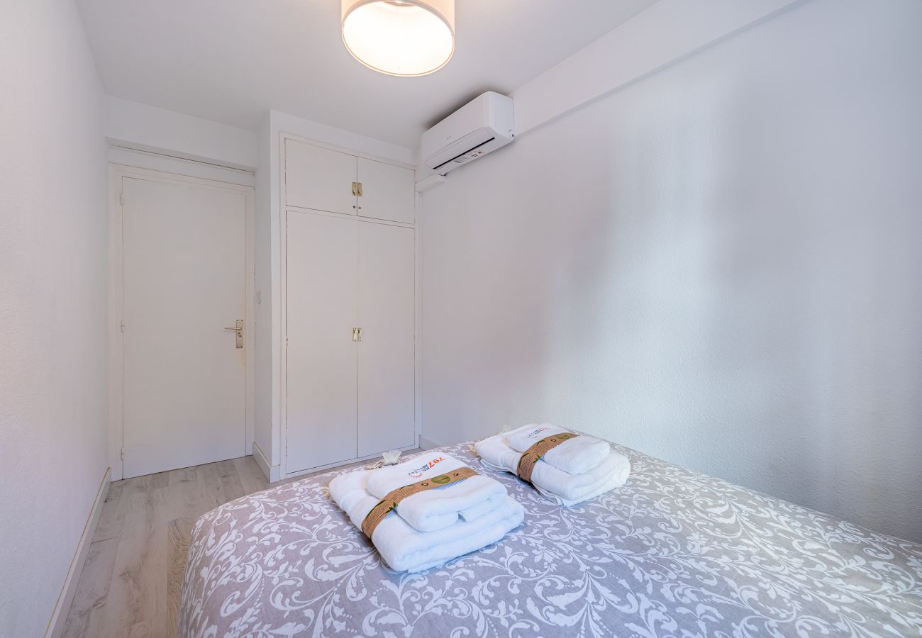 Appartement à Benalmádena - Apartment 2 minutes from the beach with a large terrace