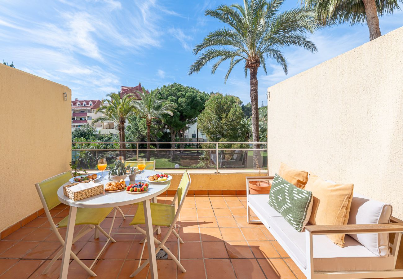 Studio à Benalmádena - Cozy studio with garden views 