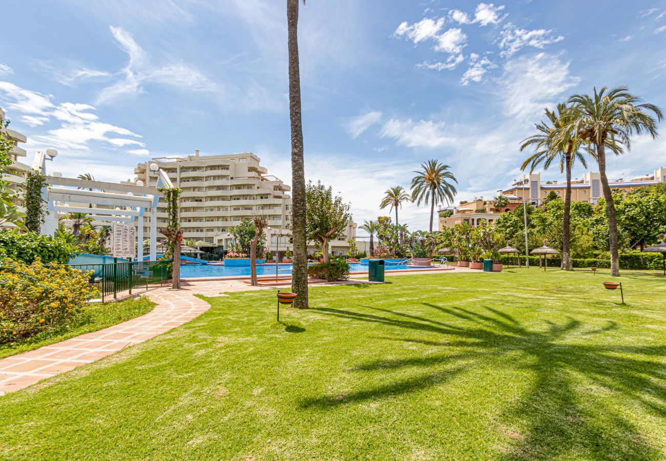 Appartement à Benalmádena - Appartment for 4 in Benalbeach with sea views 