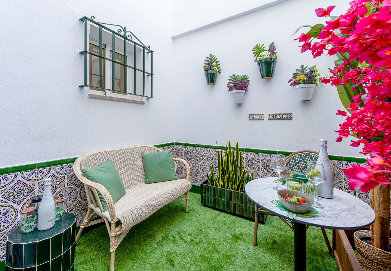 Appartement à Torremolinos - Patio andaluz in Carihuela 1 min from the beach
