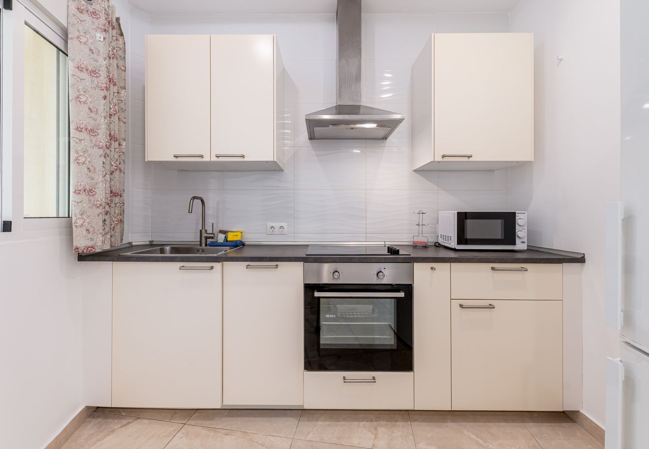 Appartement à Benalmádena - Appartment in Puerto Marina- 1 min from the beach