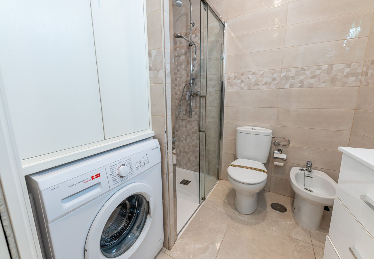 Appartement à Benalmádena - Appartment in Puerto Marina- 1 min from the beach