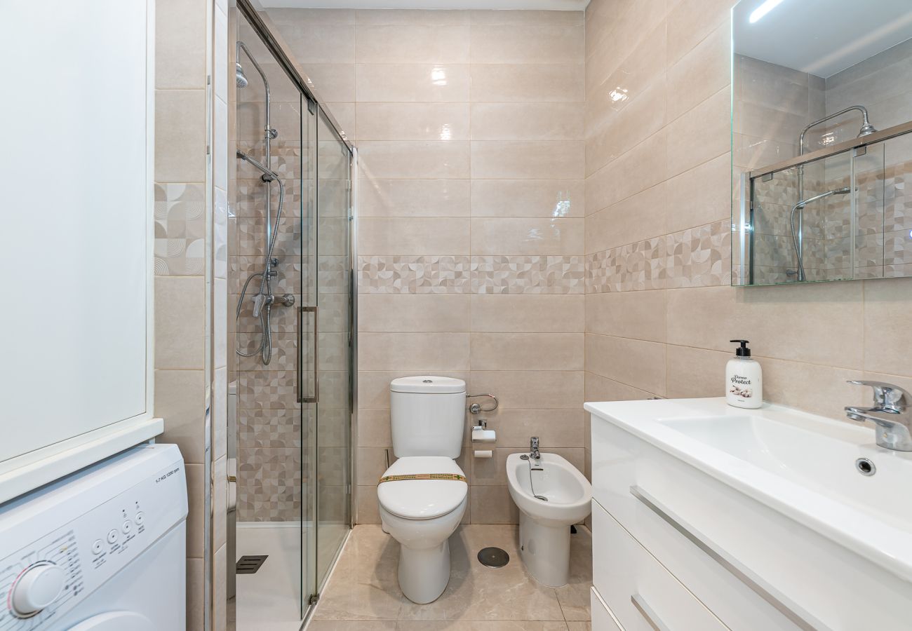Appartement à Benalmádena - Appartment in Puerto Marina- 1 min from the beach