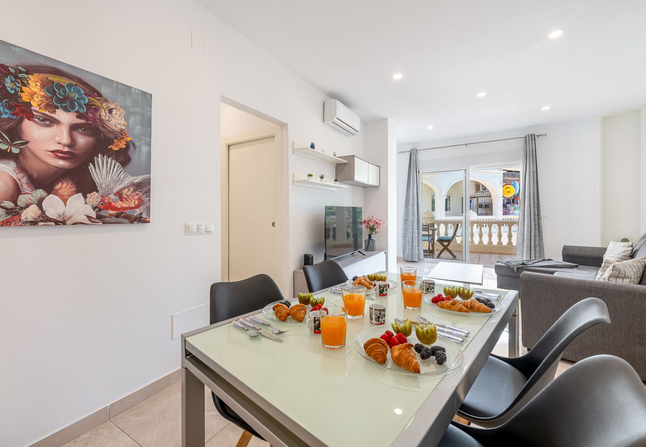 Appartement à Benalmádena - Appartment in Puerto Marina- 1 min from the beach