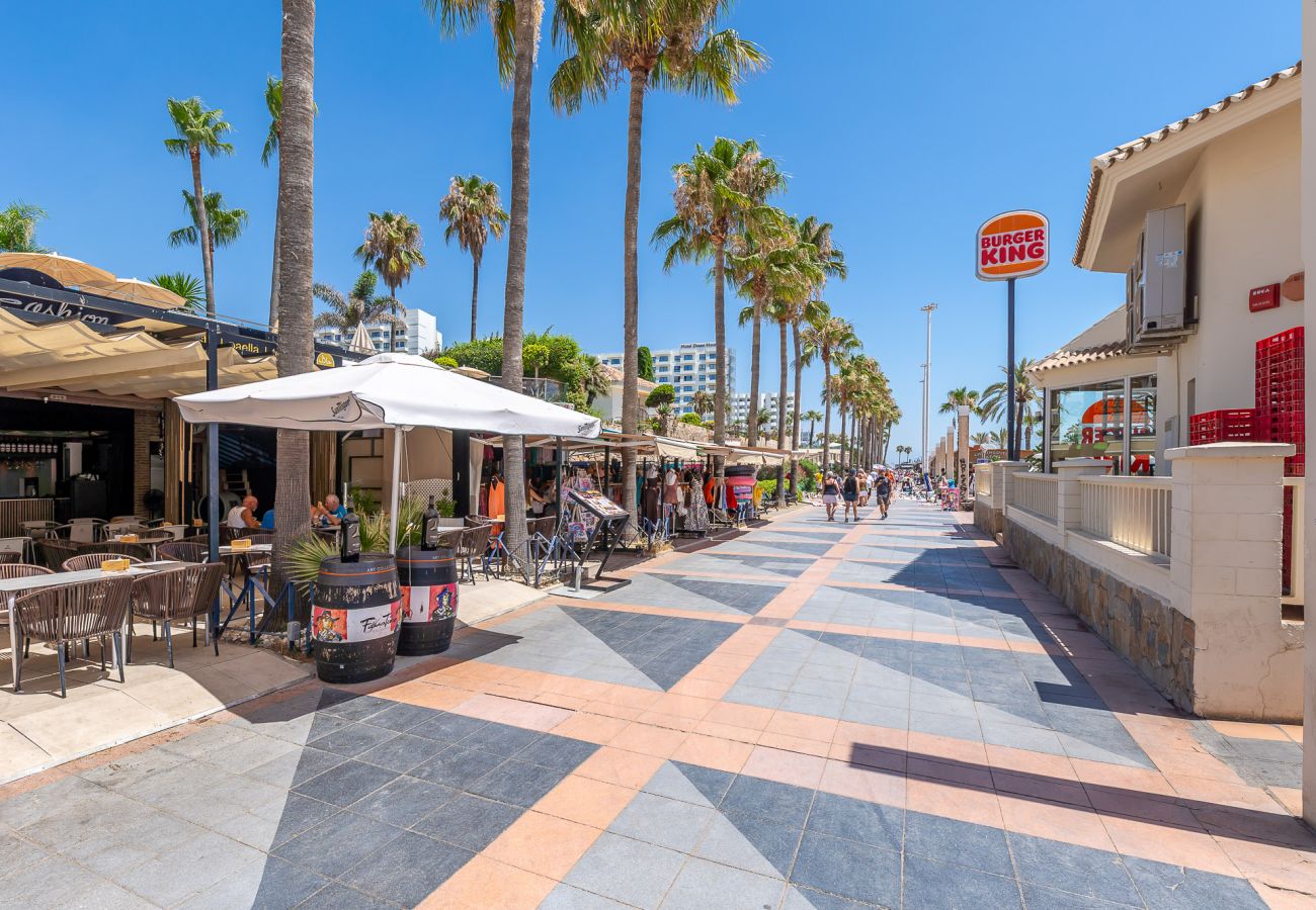 Appartement à Benalmádena - Appartment in Puerto Marina- 1 min from the beach