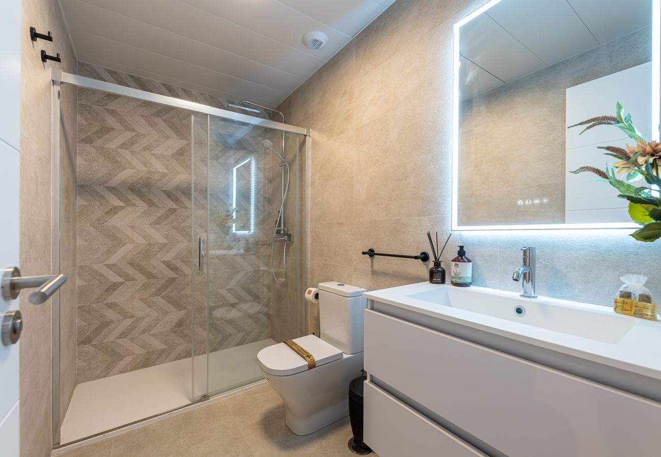 Appartement à Torremolinos - Moderno apartamento con piscina privada
